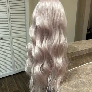 Chelsey Smith Crowns Pink Ice Long Wavy Wig Like New